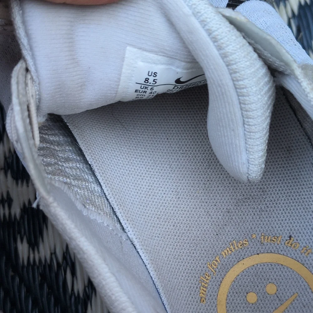 Nike Zoom X Invincible 3 Size 8.5 - Picture 5 of 5
